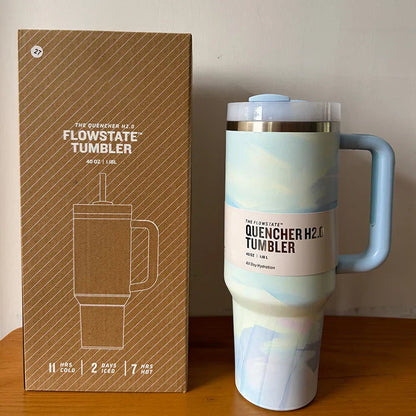 Avelena | Vakuumisolierte Tasse mit Deckel und Strohhalm Thermotumbler