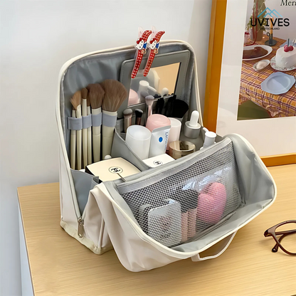 Avelena | CosmiCase – Die ultimative Kosmetiktasche für Zuhause & Reisen