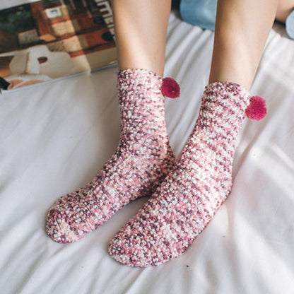 Avelena | Süße Winter Fuzzy Slipper Socken
