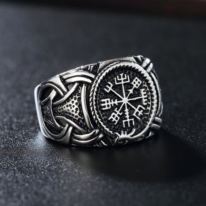 Avelena | Viking Ring