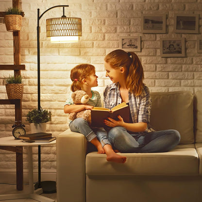 Avelena | Bogen Stehlampe mit Fernbedienung & Doppelschirmen – Norvella