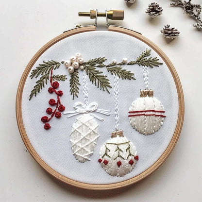 Avelena | Weihnachtsstickerei-KIT