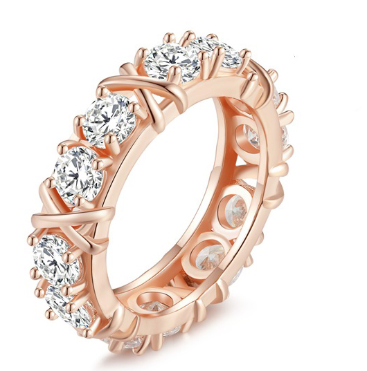 Avelena | "Glänze mit deinen Fingerspitzen - Entdecke unsere Ringwelt"