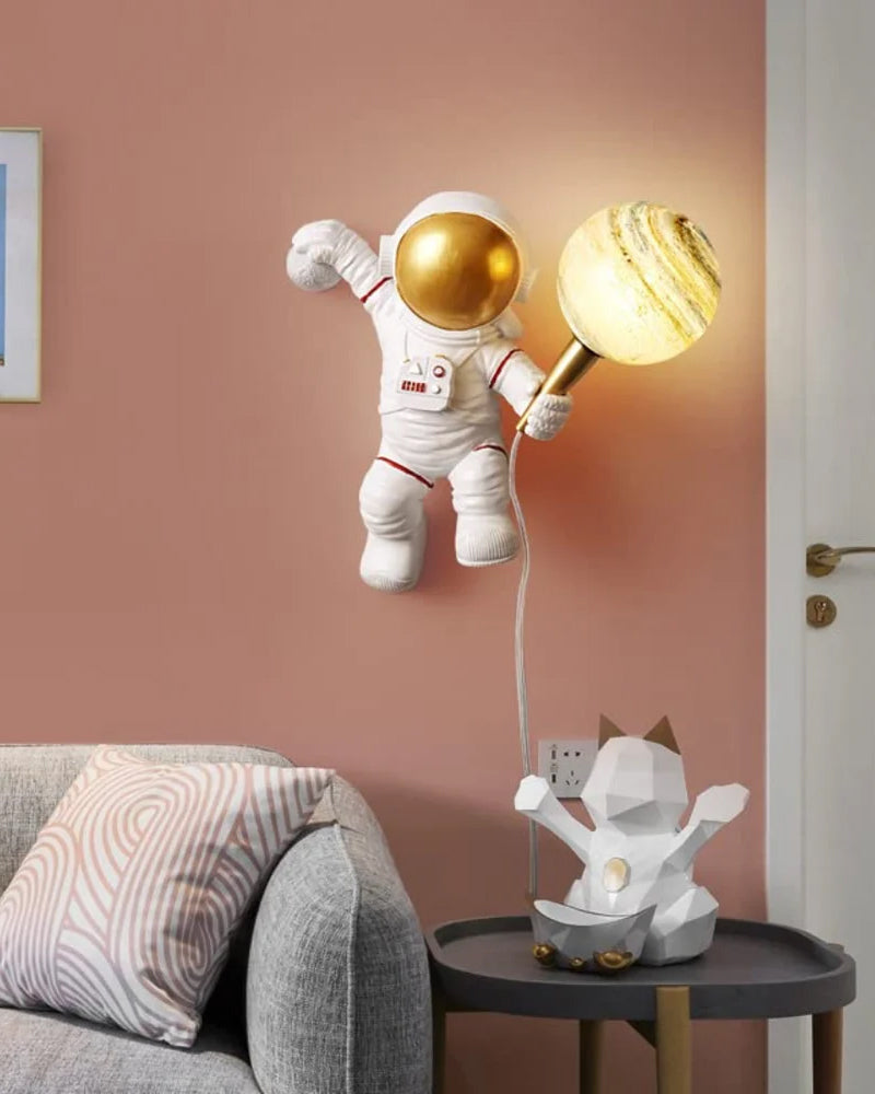 Avelena | Astronaut Wandleuchte