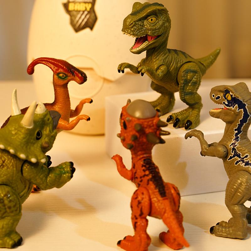 Avelena | Plätscherndes Ei Dinosaurier Spielzeug