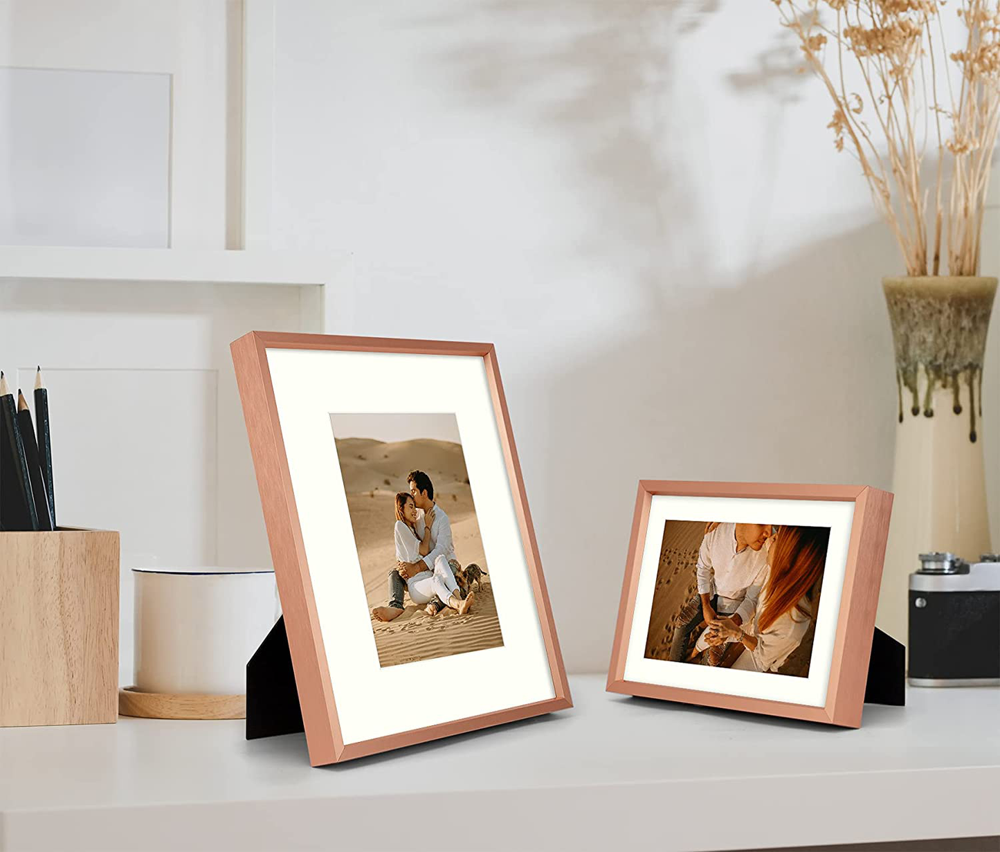 Avelena | Frametory, Aluminium Bilderrahmen Set Von 7 - Rose Gold Galerie Wandkit - Zeigt Ein 11X14, Zwei 8X10 Und Vier 5X7 Zoll Bilder Für Wohnkultur