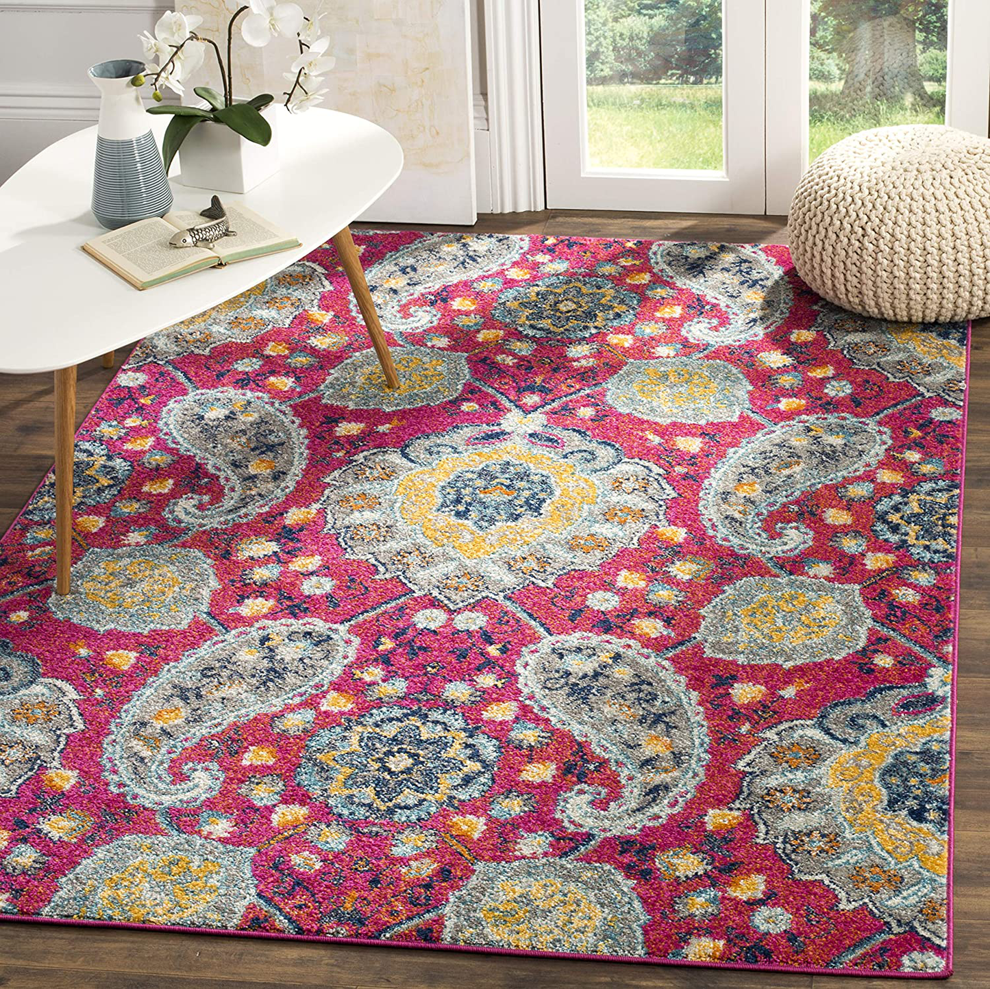 Avelena | Safavieh Madison Collection MAD600A Boho Chic Glam Paisley Non-Shedding Fleckenresistent Wohnzimmer Schlafzimmer Teppich, 3' x 5', Fuchsia / Gold