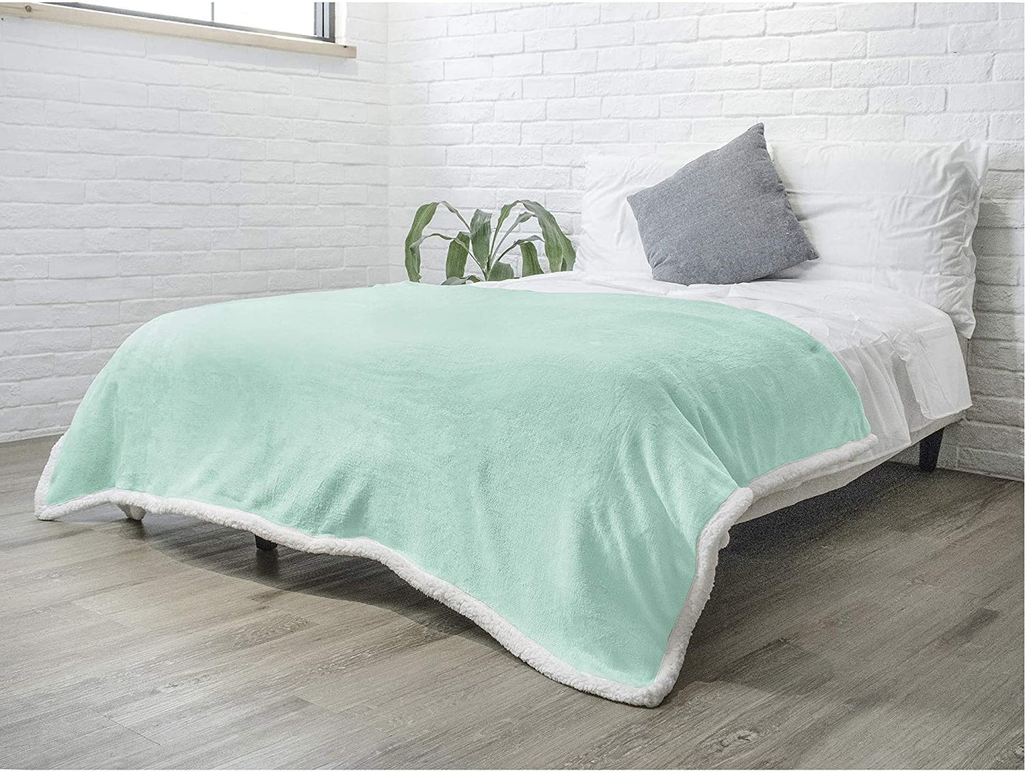 Avelena | Twin Plush Sherpa-Decke