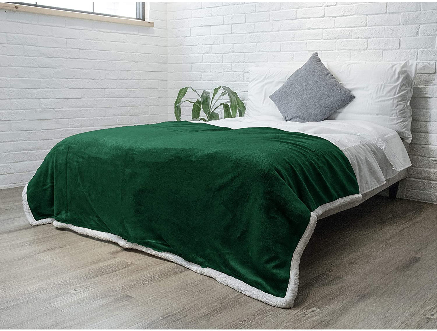 Avelena | Twin Plush Sherpa-Decke