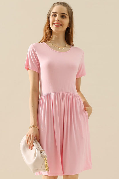 Avelena | Geripptes Kleid mit Taschen