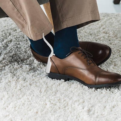 Avelena |  EasyShoe - Erleichtern Sie das Anziehen Ihrer Schuhe mühelos