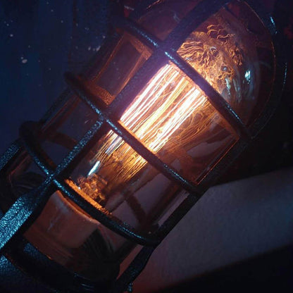 Avelena | VINTAGE STEAMPUNK ROCKLAMPE