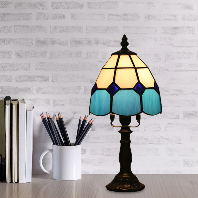 Avelena | Dome Nachttischlampe Mission Gemischtes Kunstglas 1 Kopf Beige/Gelb/Orange Kariert Muster Nachttischbeleuchtung für Schlafzimmer