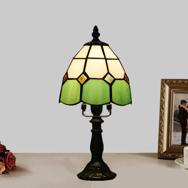 Avelena | Dome Nachttischlampe Mission Gemischtes Kunstglas 1 Kopf Beige/Gelb/Orange Kariert Muster Nachttischbeleuchtung für Schlafzimmer