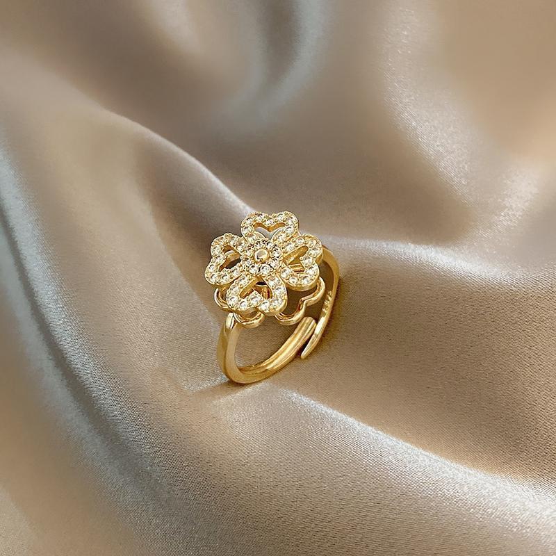 Avelena | Kleeblatt Rotierende Ring