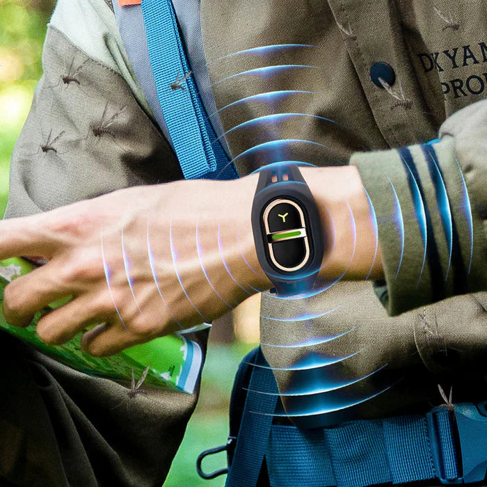 Avelena | BugMute | Wiederaufladbares Armband für moskitofreie Abende