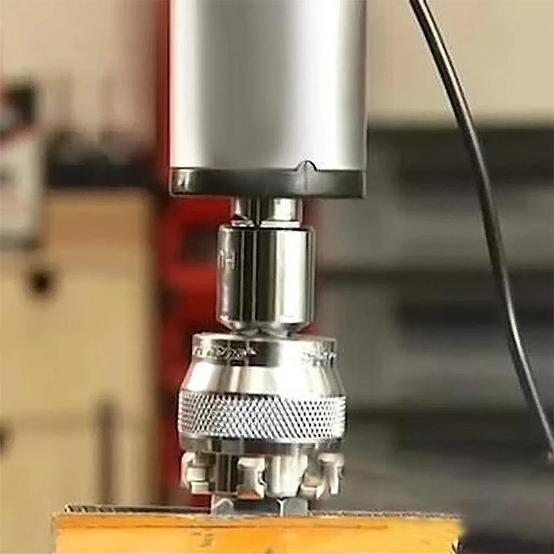 Avelena | Bore Magic Universalstecker