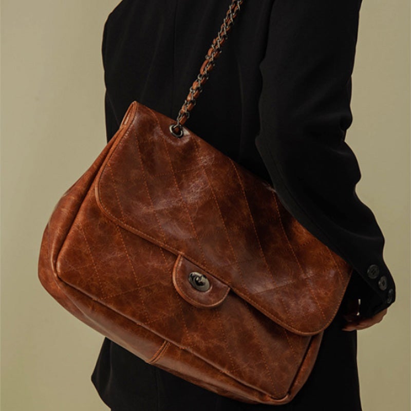 Avelena | Lingge Ketten Umhängetasche