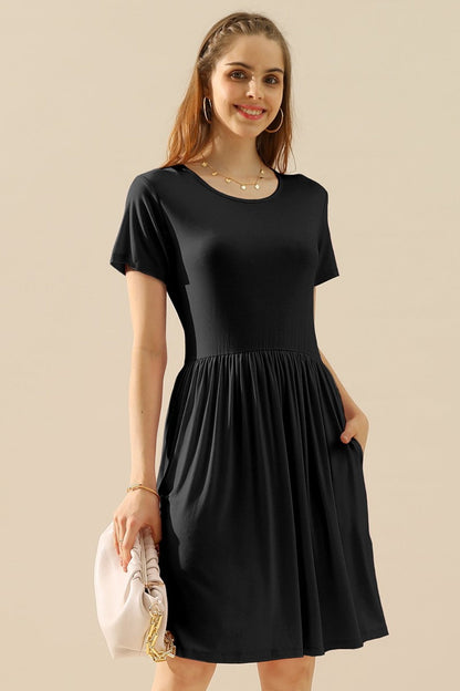 Avelena | Geripptes Kleid mit Taschen