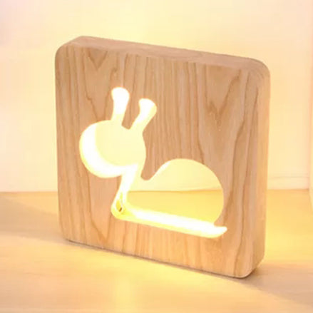 Avelena | Einfache Stil Schnecken Schreibtischlampe Holz Beige Kleine Schreibtischlampe für Kinderzimmer Wohnheim
