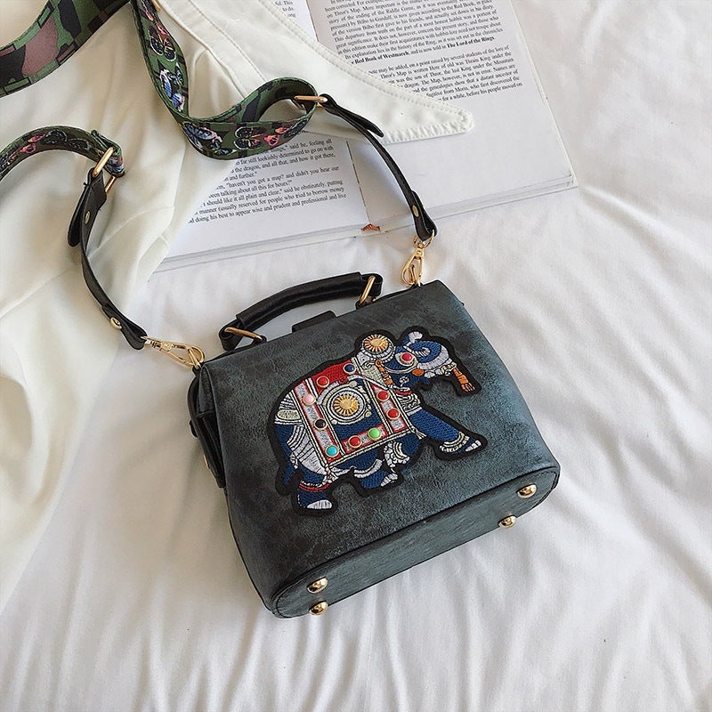 Avelena | Vintage Stickerei Elefant Tasche