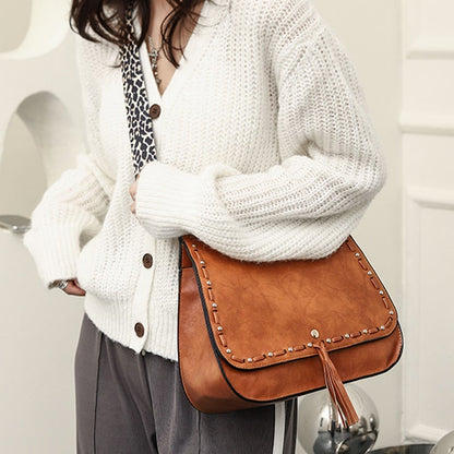 Avelena | Damen Quasten Schultertasche