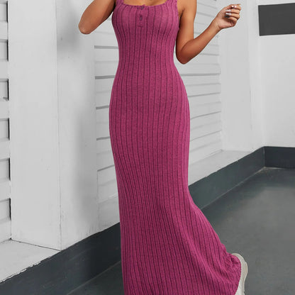 Avelena | Ärmelloses Kleid aus Rippstrick
