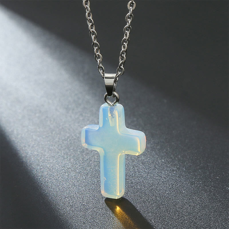 Avelena | Natürliche Edelsteine Kreuz Halskette Eine Spirituelle Schmuckerfahrung