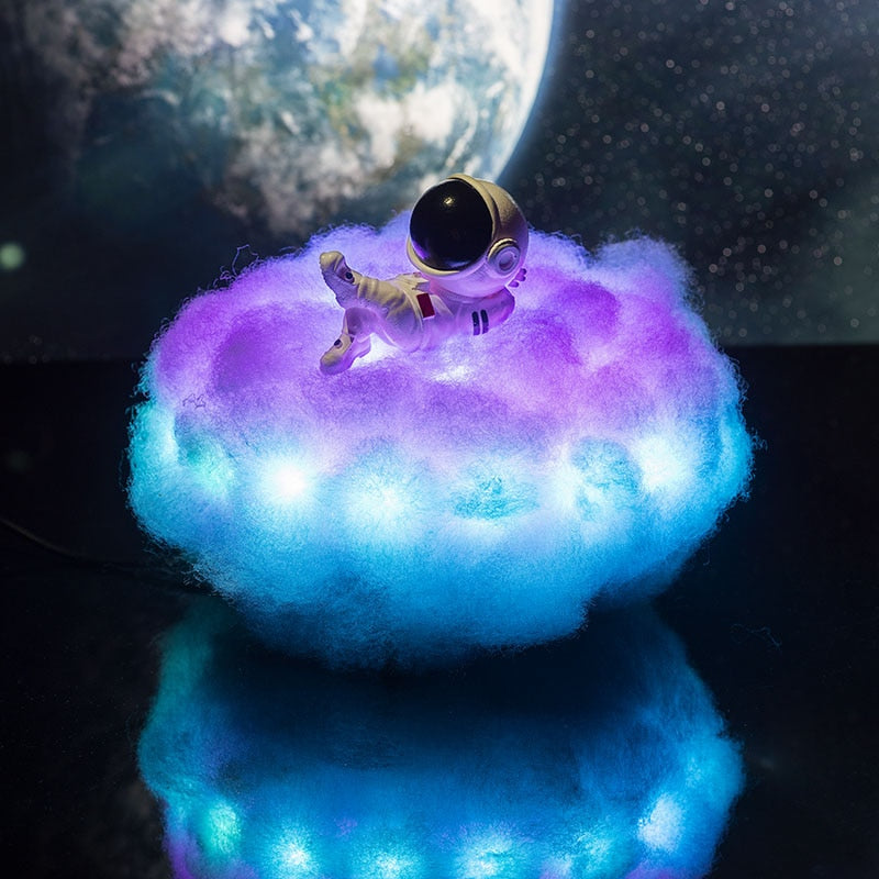 Avelena | Spezielle Led Farbenfrohe Himmel Astronautenlampe