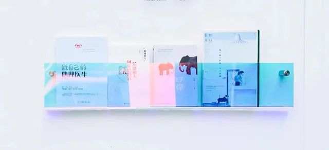 Avelena | ClearLine – Stilvolle Acryl Wandregal für Zeitschriften