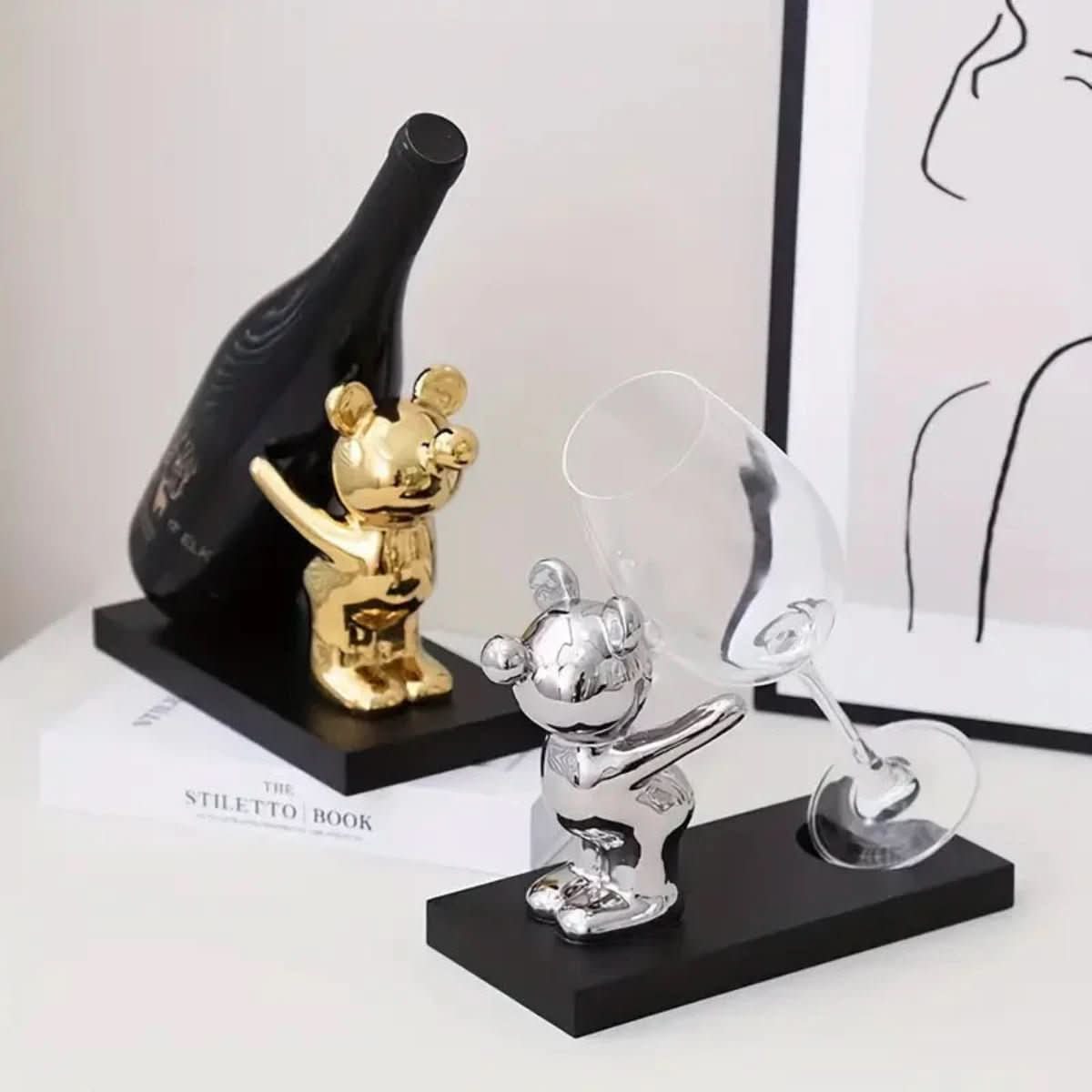 Avelena | Dekoratives Keramik-Weinregal im Bärendesign für stilvolle Flaschenaufbewahrung