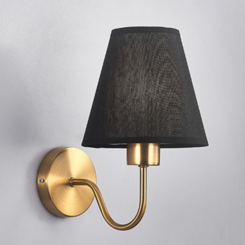 Avelena | Zeitgenössische nordische runde gebogene Stangen-Eisen-Stoffschirm 1-Licht Wandleuchte Lampe für Wohnzimmer