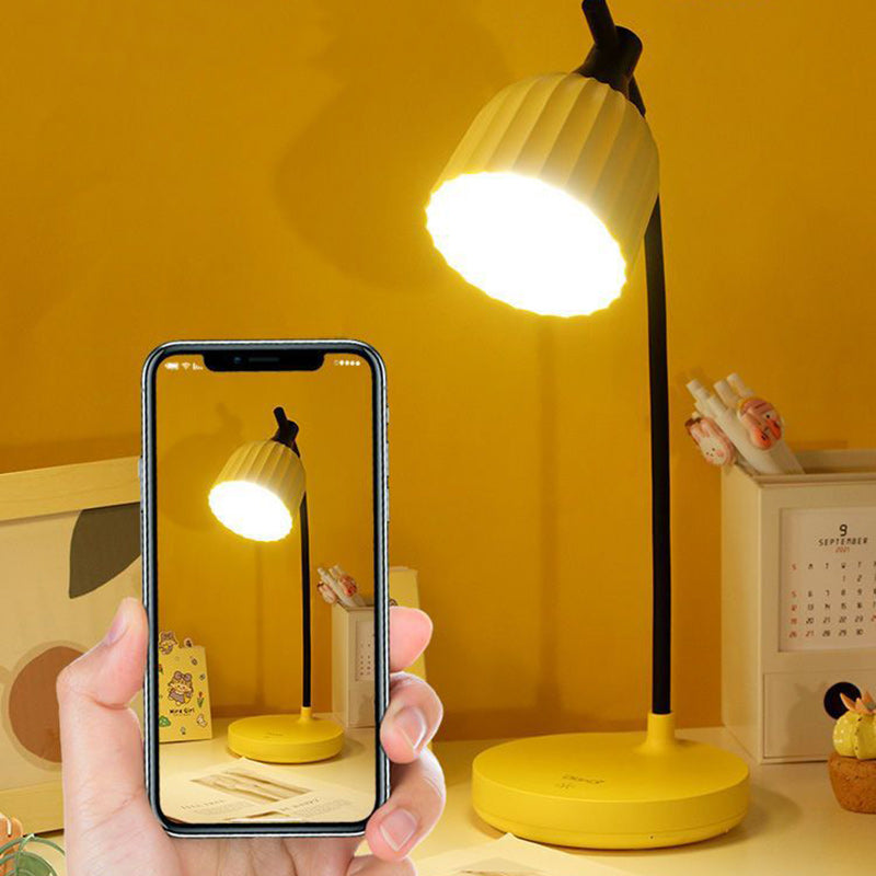Avelena | Moderne Minimalistische Runde Gefaltete ABS LED Tischlampe Für Wohnzimmer