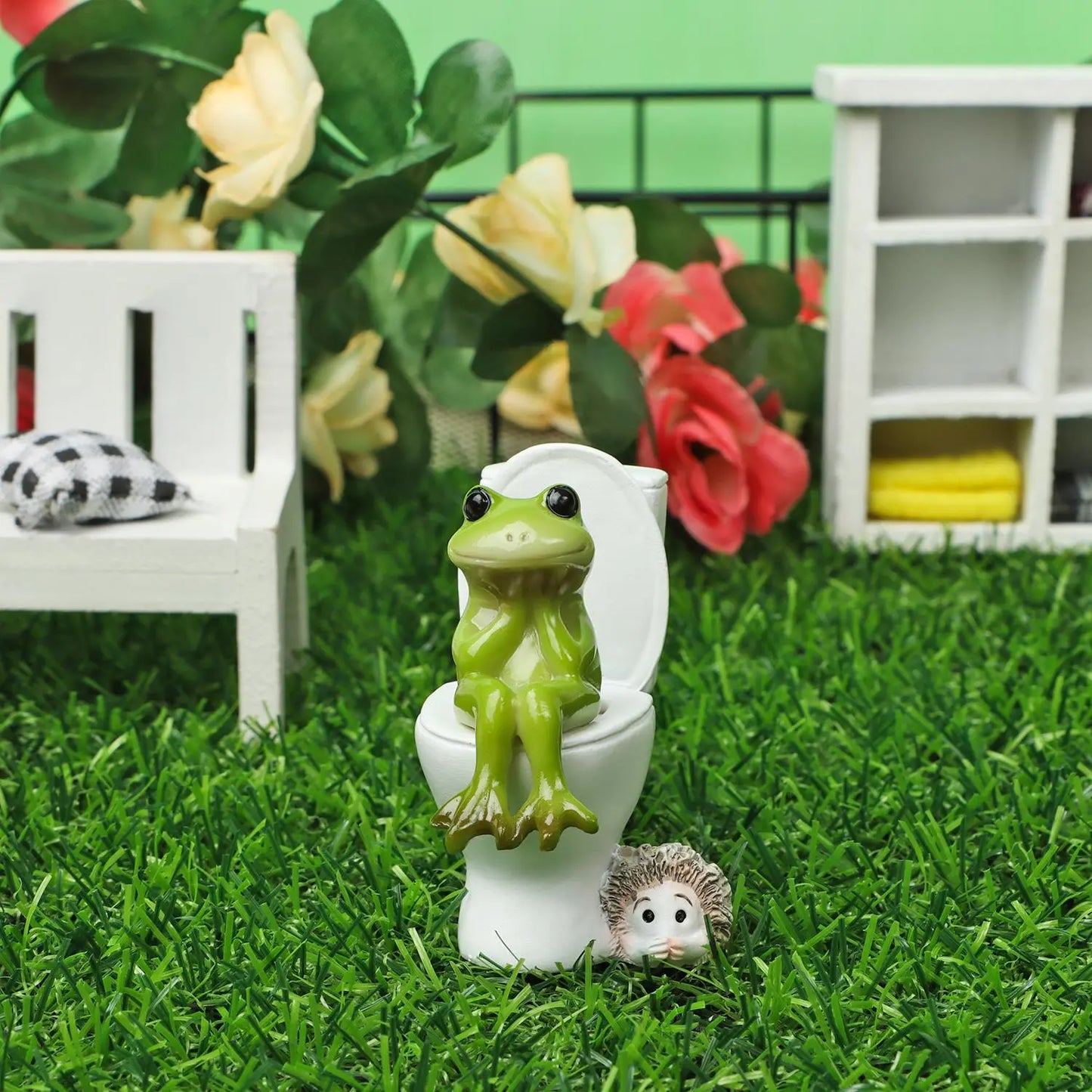 Avelena | Outdoor Froschschenkel-Figur