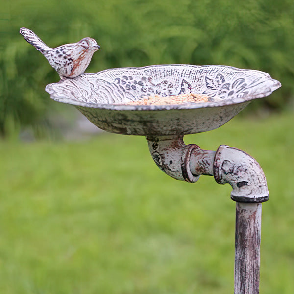 Avelena | 42 Zoll Abgenutzter Metall Wasserhahn Garten Stake Vogelhaus