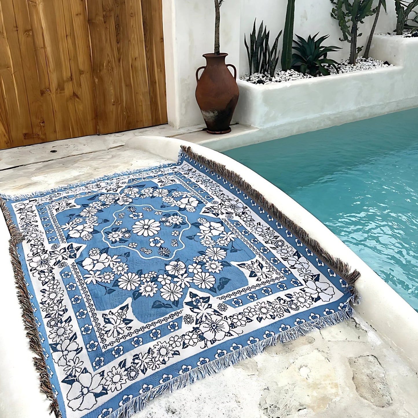 Avelena | Blauer Gänseblümchen Blüte Boho Reise Outdoor Decke