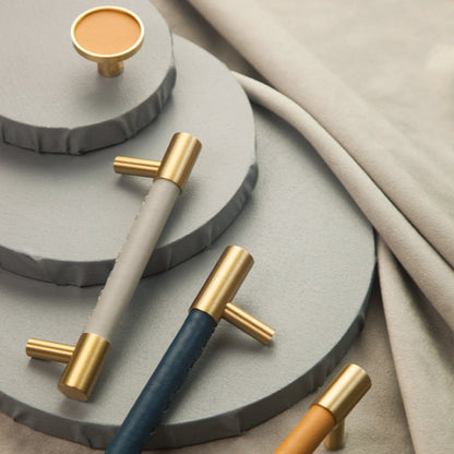 Avelena | Messing Massiv Leder Handgemachte Schrankgriffe Schubladeneinsätze