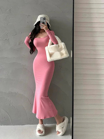 Avelena | Stilvolle Einfarbige Damenkleid