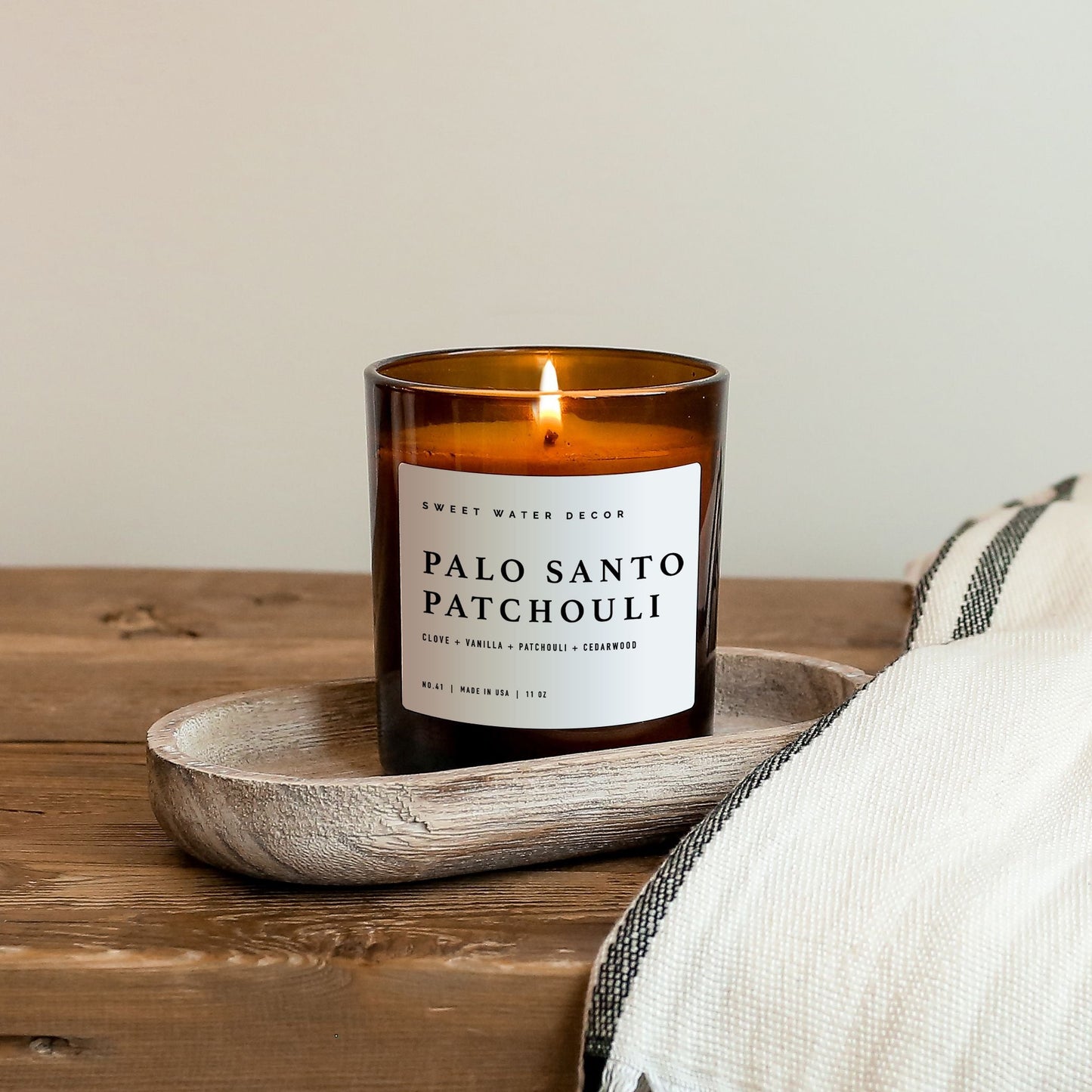 Avelena | Palo Santo Patchouli Sojawachskerze Amberglas 11 Oz