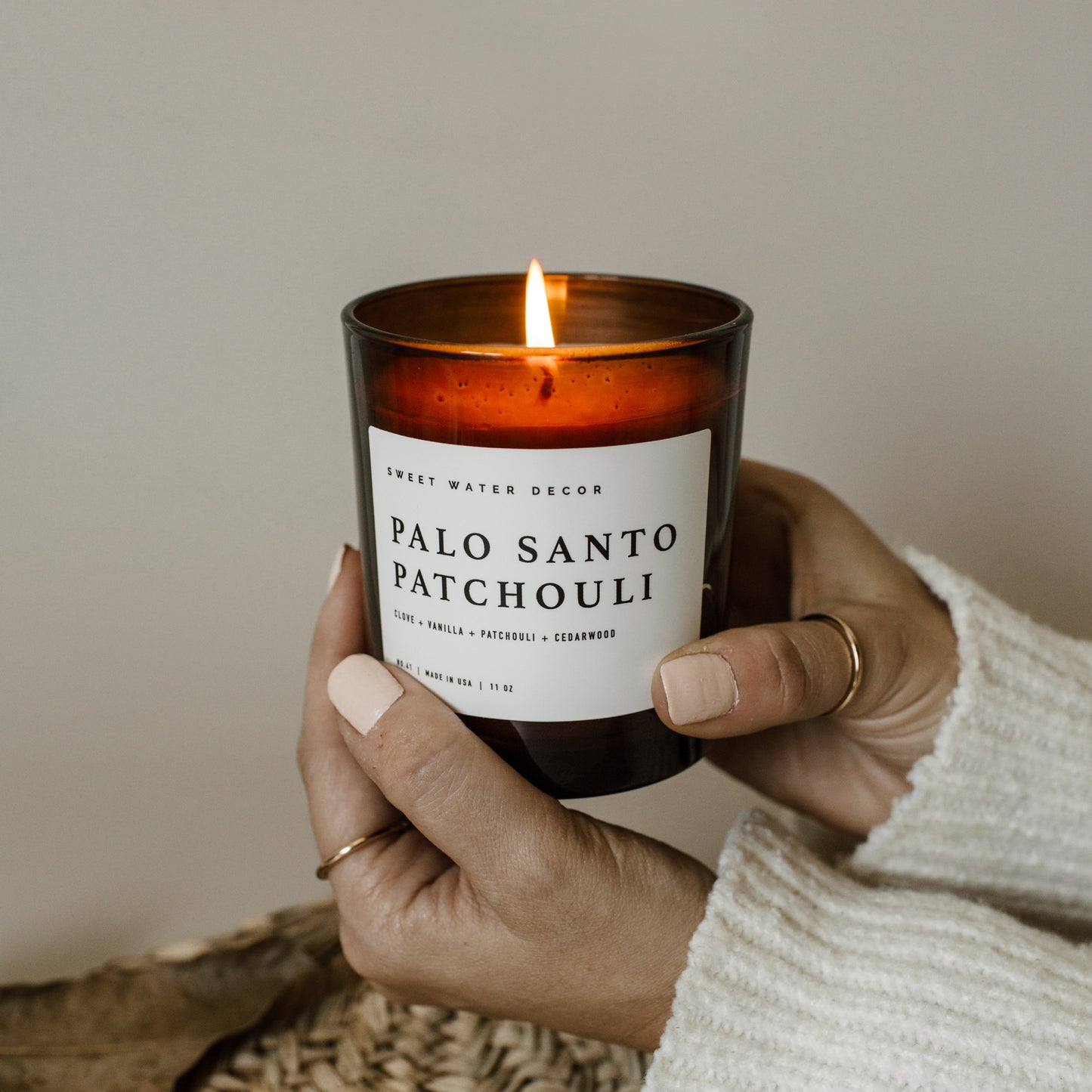 Avelena | Palo Santo Patchouli Sojawachskerze Amberglas 11 Oz