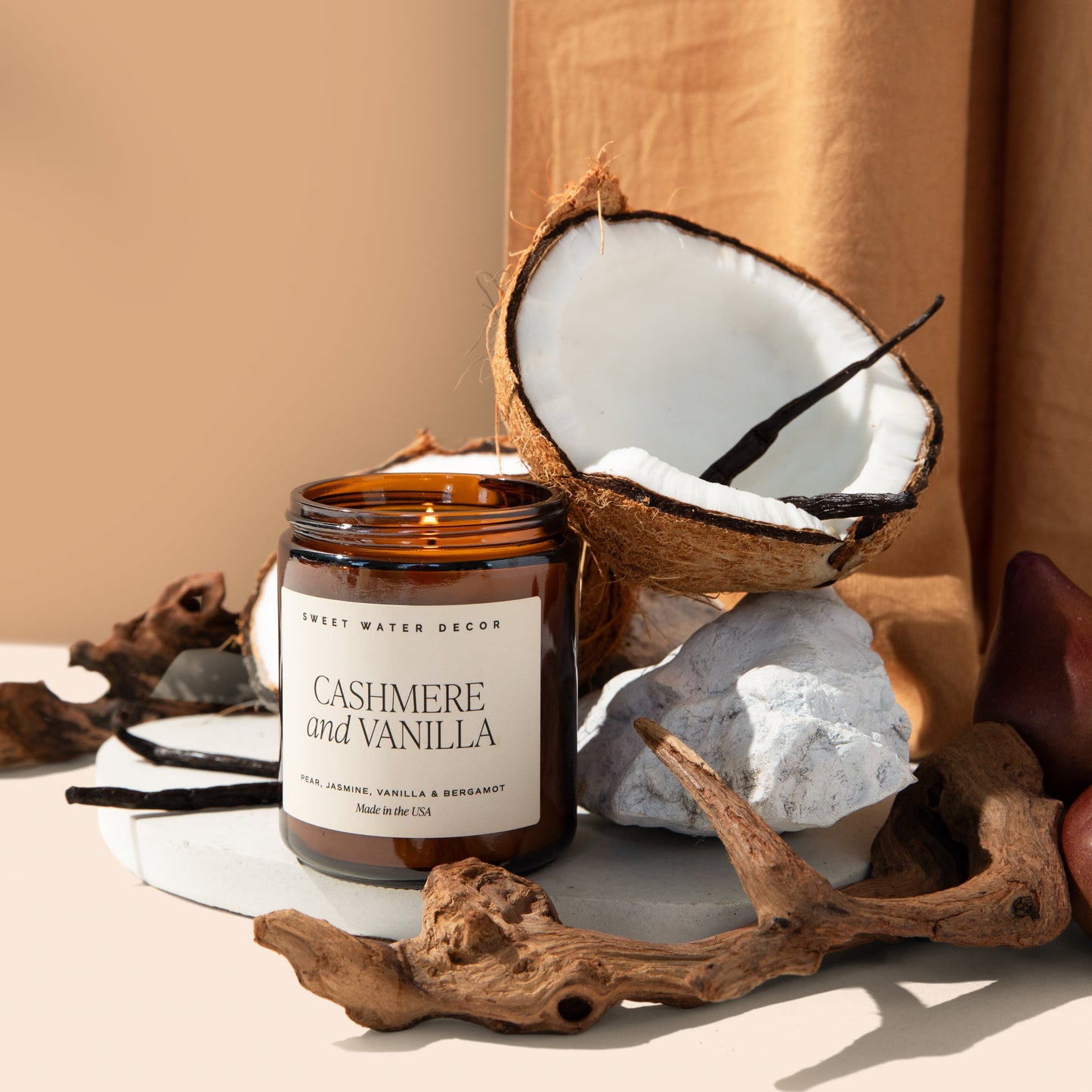 Avelena | Cashmere und Vanille Soja Kerze 9 Oz