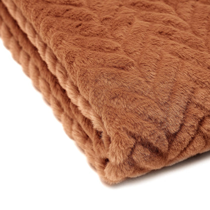Avelena | Geprägter Fake Fur Geworfen Teppich
