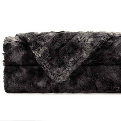 Avelena | Wendbares Oversized Wolf Faux-Fur-Wurfdecke