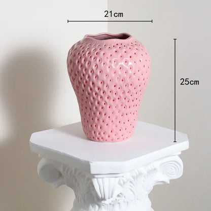Avelena | WhimsyBerry - Keramikvase Erdbeere