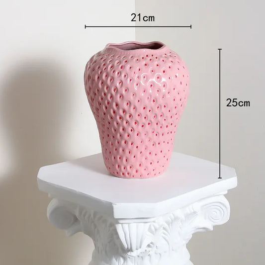 Avelena | WhimsyBerry - Keramikvase Erdbeere
