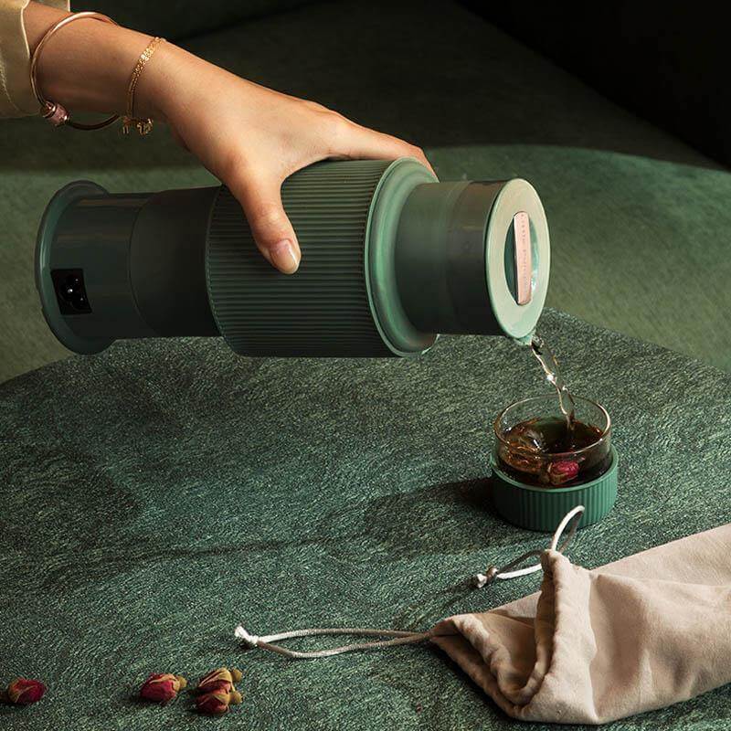 Avelena | CompactKettle | Eleganter elektrischer faltbarer Wasserkocher | Platzsparend und elegant