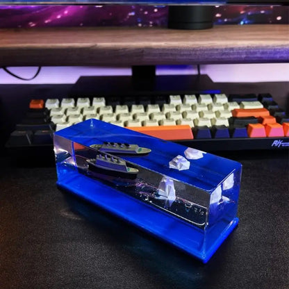 Avelena | Das unsinkbare Schiff