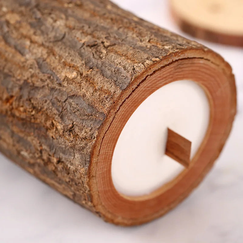 Avelena | Duftkerze in Baumstamm | Stimmungsvolle und herrlich duftende Duftkerze