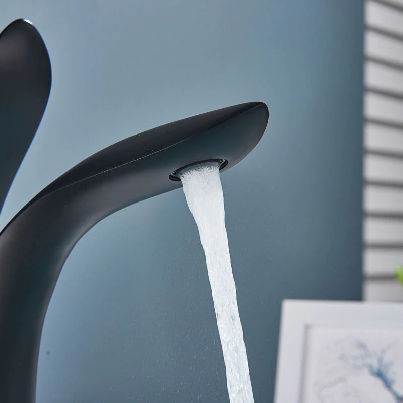 Avelena | Luxuriöse moderne Badezimmerarmatur