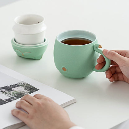 Avelena | Süße Katzen-Teetasse aus Keramik mit Sieb